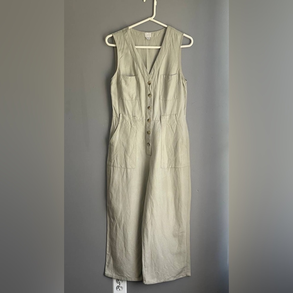 A New Day Sleeveless Tan Jumpsuit Linen Blend Sz XS Safari Boho Festival Utility
